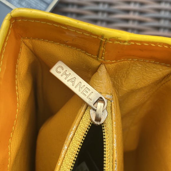 Chanel Tote 8”x10” - Picture 13 of 16